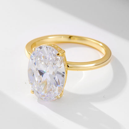 Oval Pavé Bangle